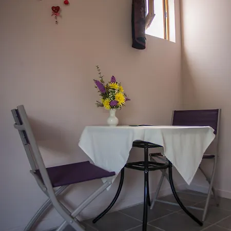 بيت ضيافة Les Deux Chemins Mons (Herault)
